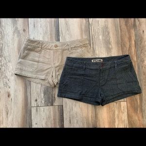EUC women’s vintage Volcom shorts. Includes 2 pair.